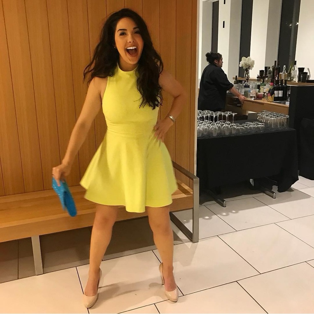Elizabeth and James Neon Yellow Dress Size 6